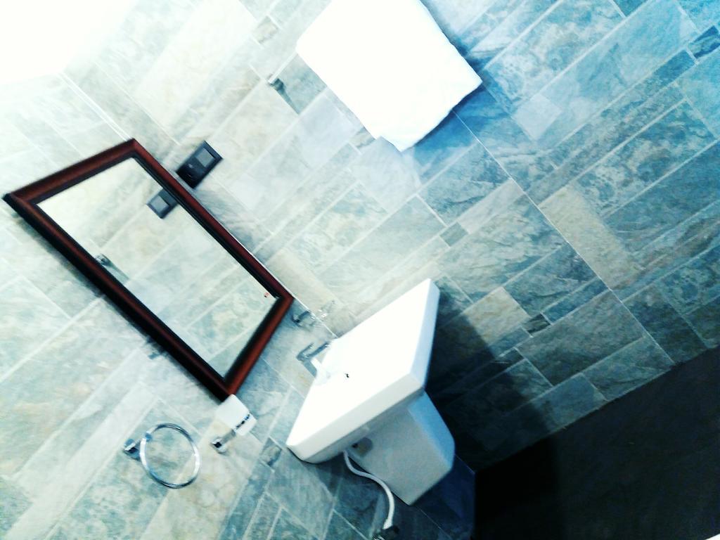 My Home Guest Полонарува Екстериор снимка